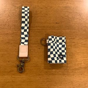 Checkered Elastic wallet and checkered pattern keychain